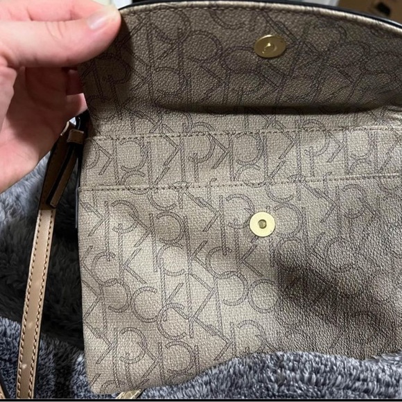 Calvin Klein Bag/Purse - Picture 3 of 4